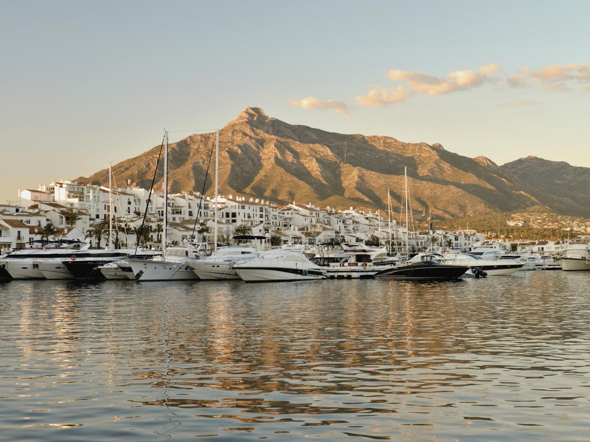 Vacation Marbella I Gran Ducado Sky Paradise ภายนอก รูปภาพ